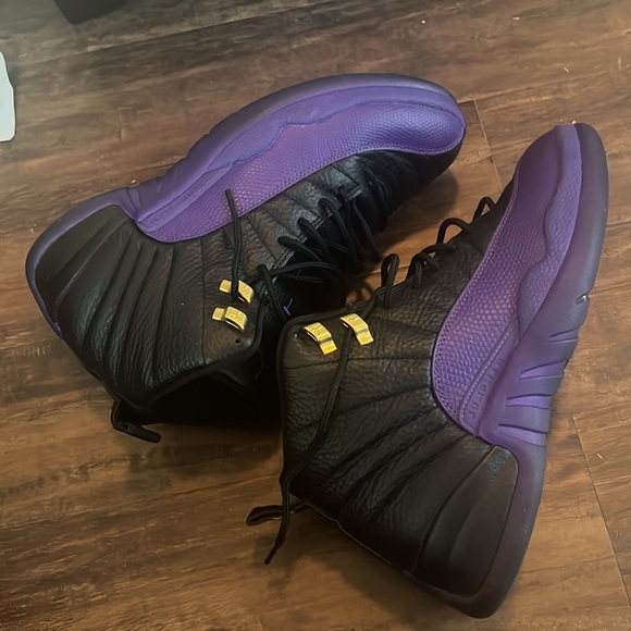 Air Jordan 12 Retro Lakers Field Purple Men’s Size 10.5 Preowned no box - Picture 8 of 9